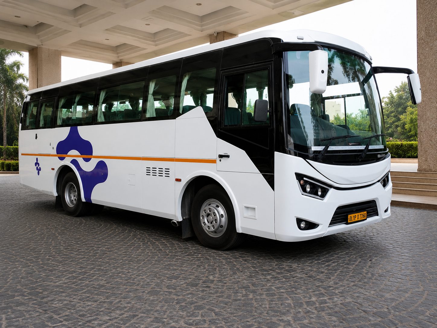Deluxe Coach