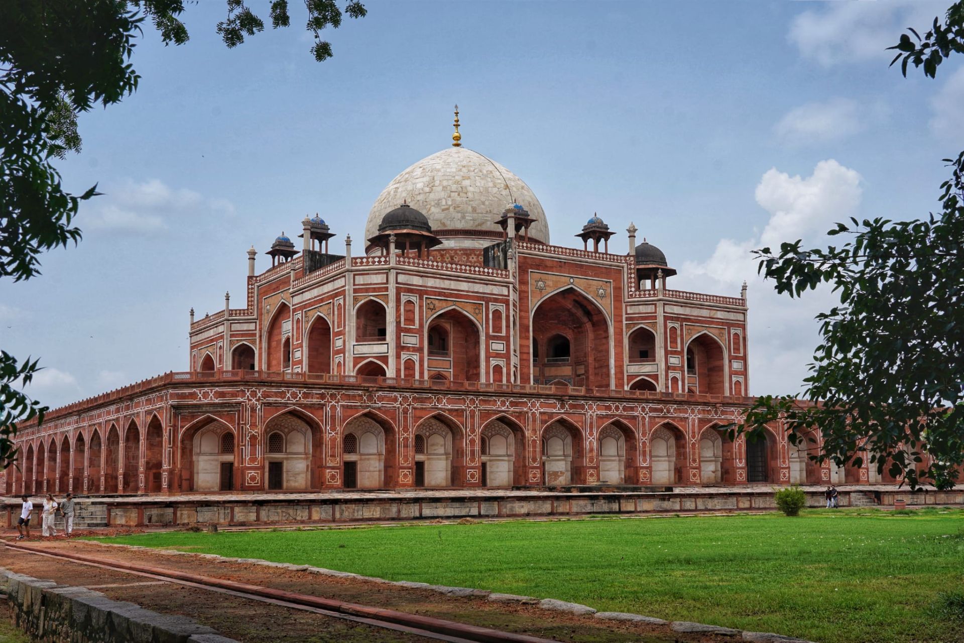 Enjoy the history of Delhi before heading to the Land of the Taj