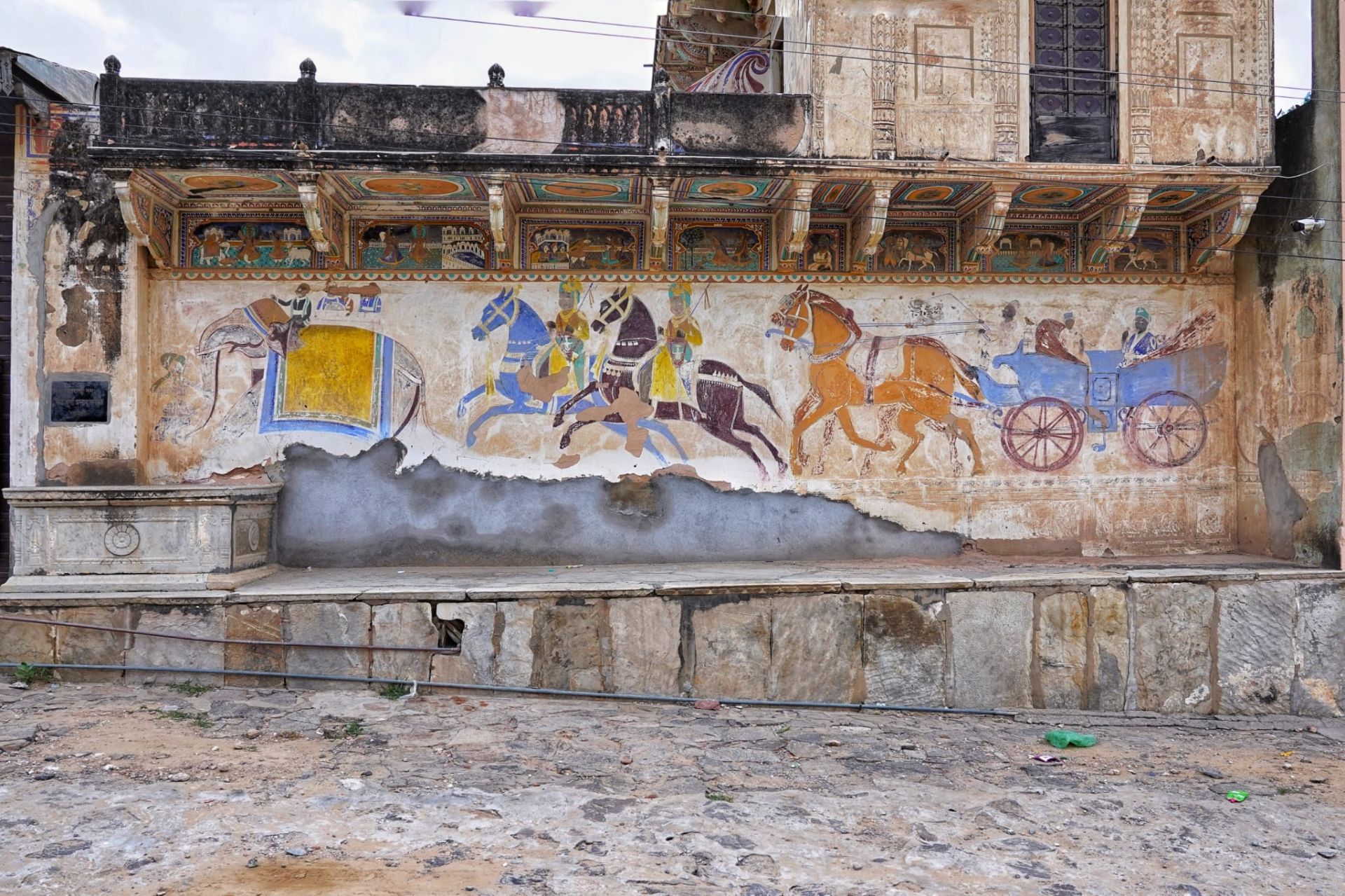 Explore the rich heritage of Mandawa