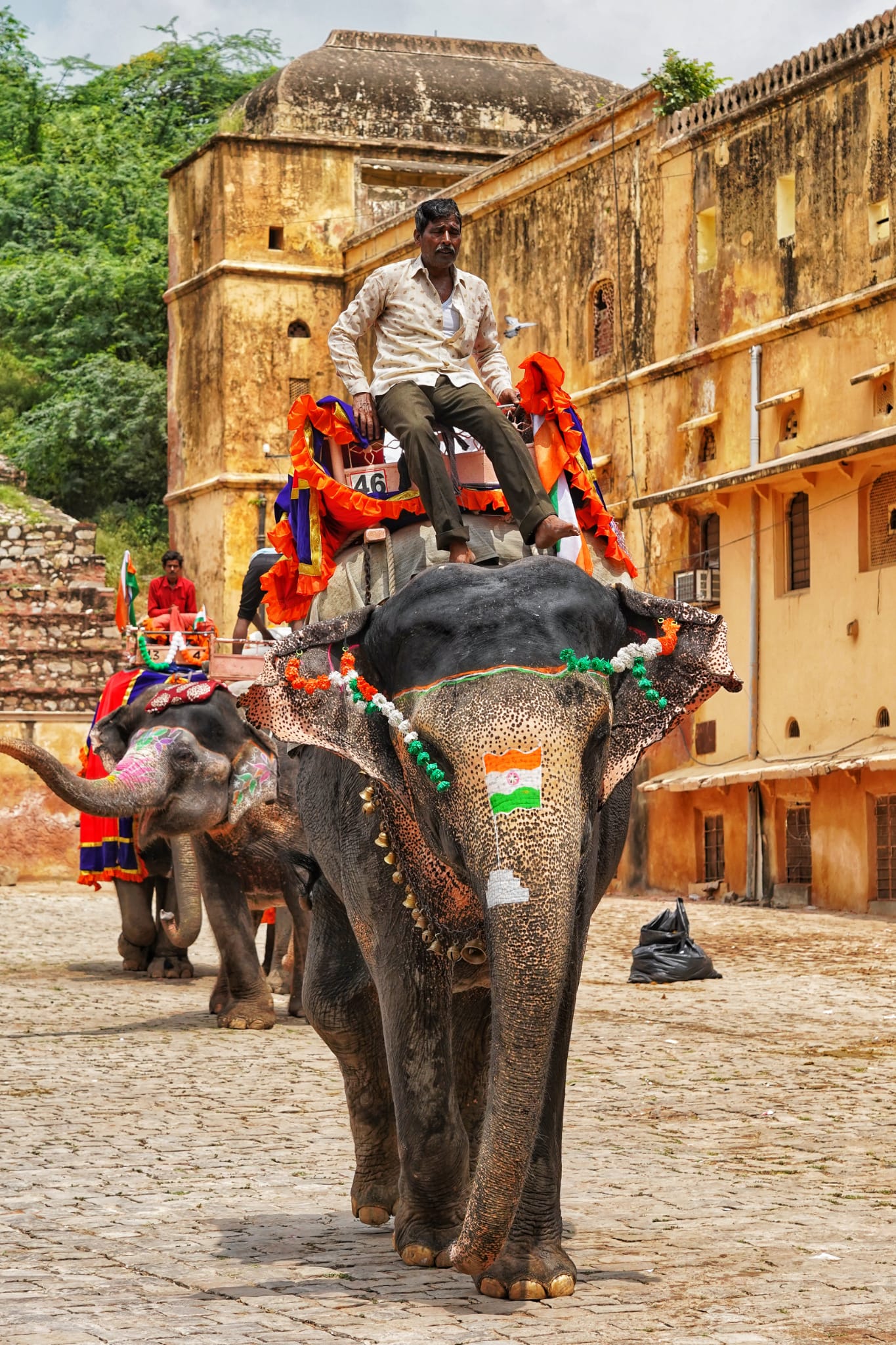 Bid Adieu to the Pink City and head to the Land of the Taj (Agra)