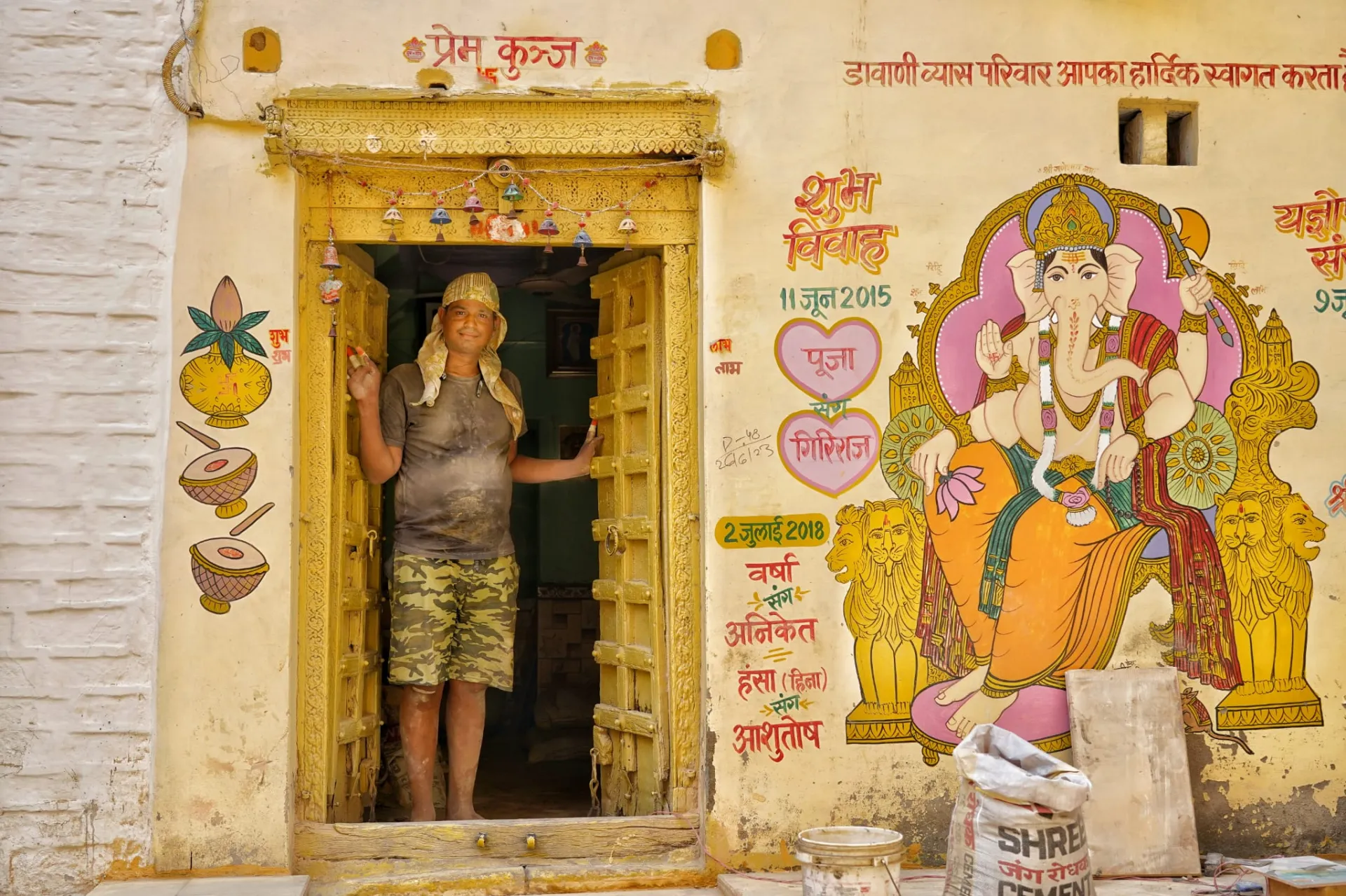 Explore in and around Pink City
