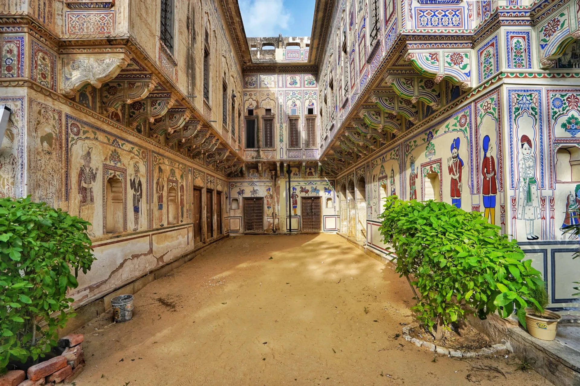 Head to the quaint, little village of Samode